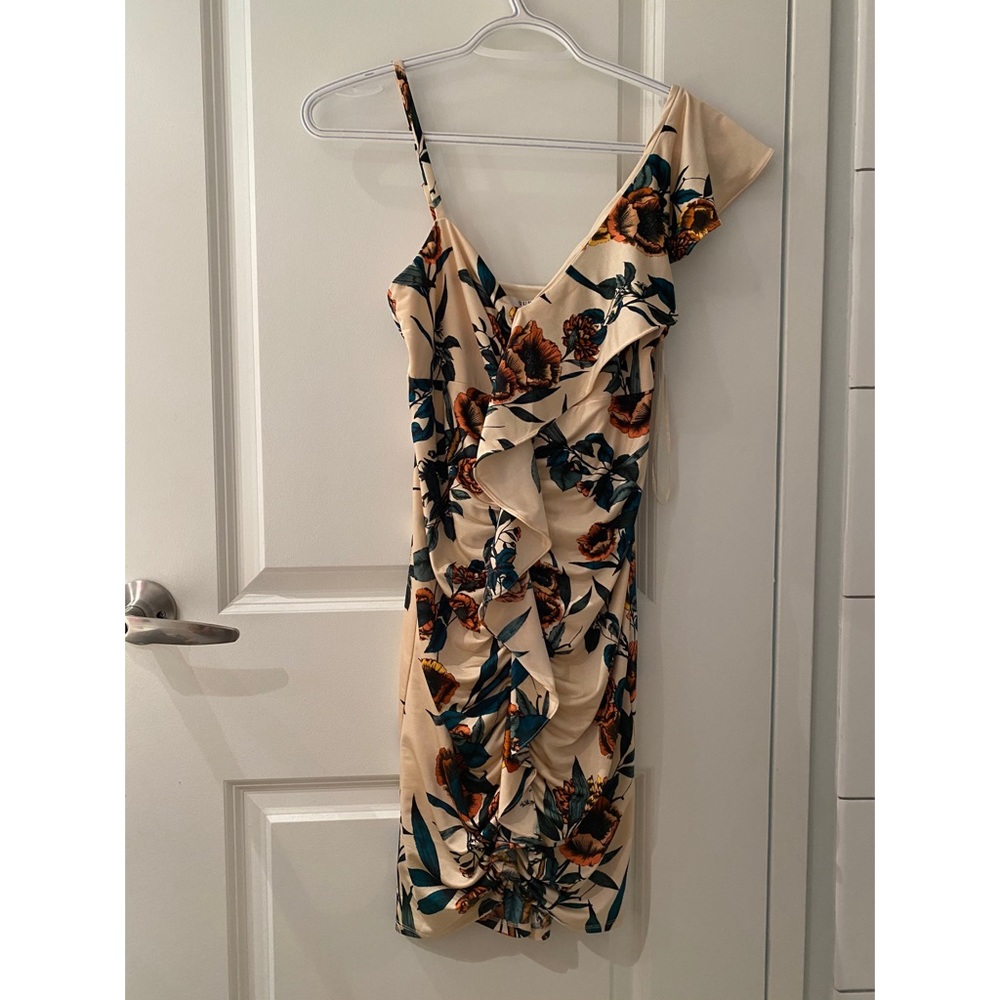 Floral ruffled dress